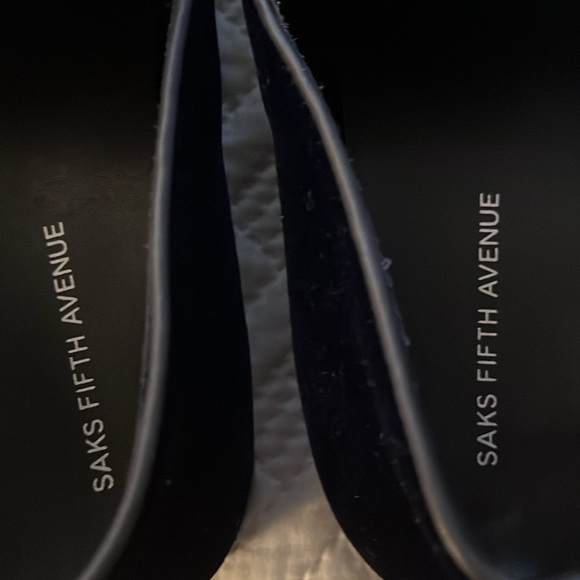 Men’s Blue Velvet shoes by Saks Fifth Avenue - Picture 4 of 4